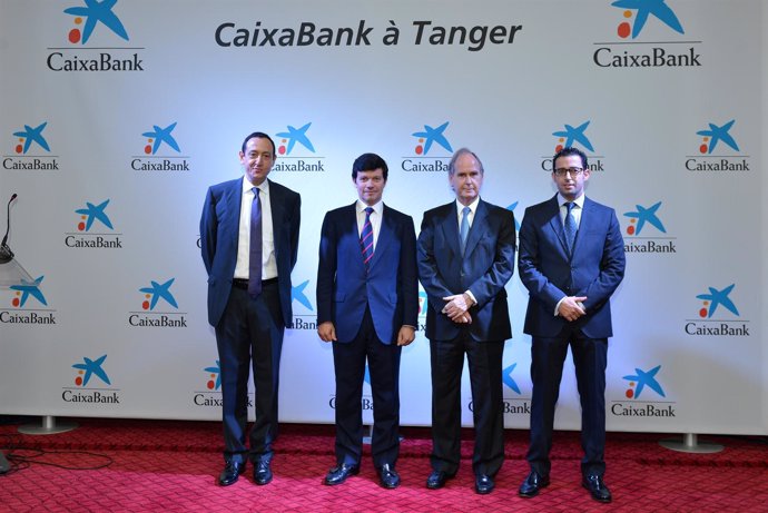 Inauguración de la oficina de CaixaBank en Tánger