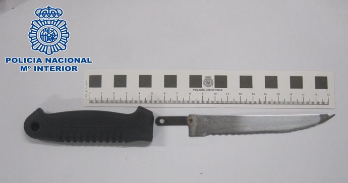 La Policía Nacional detiene a una pareja tras diversos robos a taxistas