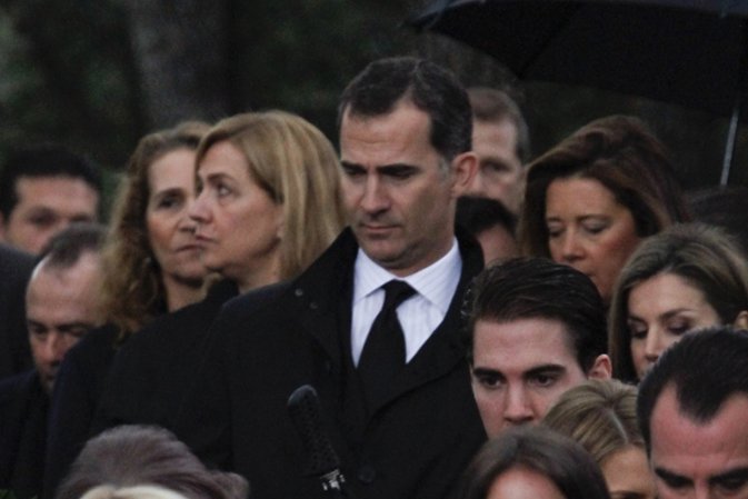 Los Príncipes de Asturias misa funeral Tatoi infanta cristina juntos homenajes