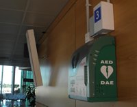 Barajas aumenta el número de trabajadores con formación en uso de desfibriladores y reanimación