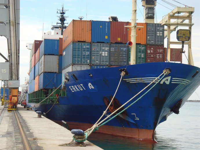 Tráfico de mercancía en los puertos