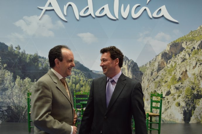 El consejero Rafael Rodríguez y el presidente de TSS, Manuel Molina