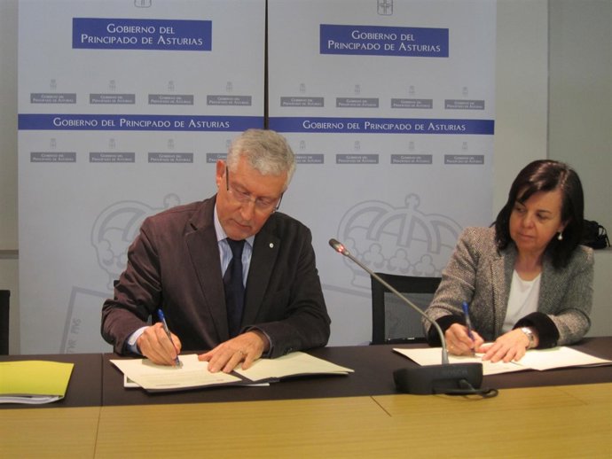 Frances de Paula Pons y María Jesús Álvarez.