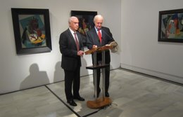 Alonso presenta la exposición 'El cubismo y la colección cubista de Telefónica'