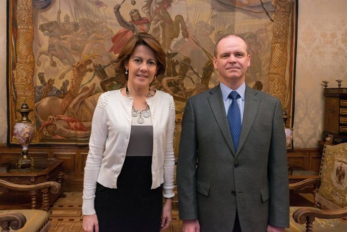 Barcina con el embajador de Eslovaquia