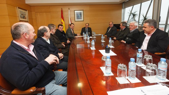 El presidente con la Asociación de Excavadores