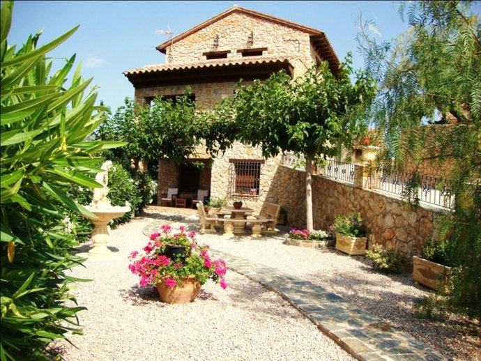 Las casas rurales de la Comunitat, al 19% de ocupación para Fallas