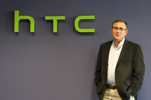 Obdulio, el motorista que ayudó al CEO de HTC a llegar al MWC de Barcelona