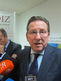 De Llera "entiende" que Anticorrupción recurra el auto de Alaya para indagar si el Parlamento conoció "irregularidades"