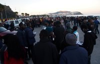 Unas 150 personas recuerdan la tragedia de Ceuta en el Tarajal y piden que se muestren "todas las caras" de inmigración