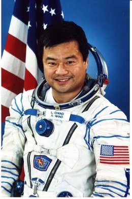Excomandante de la ISS Leroy Chiao
