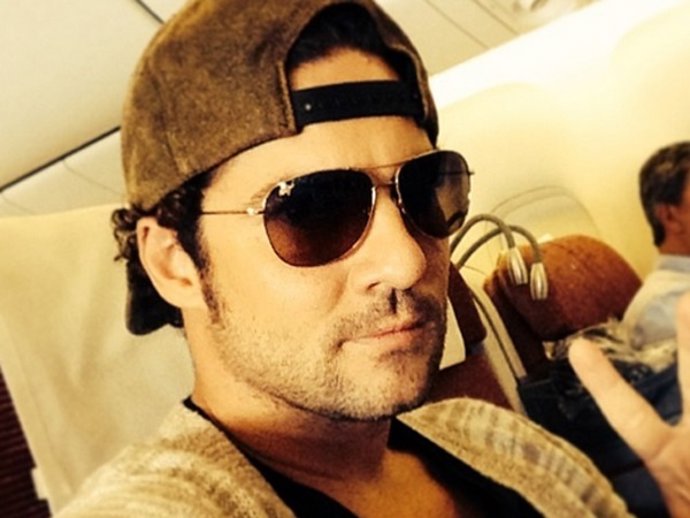 David bisbal, muy activo en las redes sociales, nos muestra un adelanto de su me