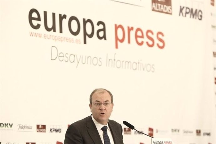 Monago critica la "insatisfacción" de Cataluña