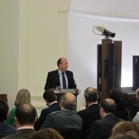 Monago alude a la emigración para "despertar" argumentos no economicistas en las balanzas fiscales