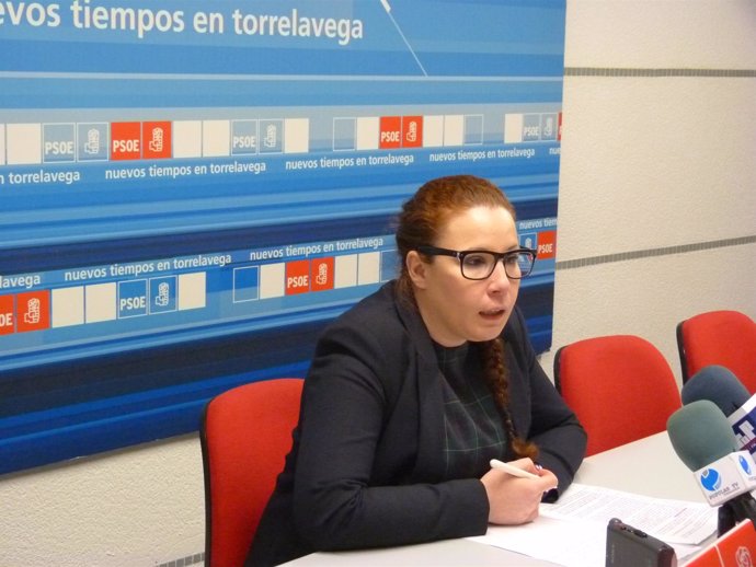 La secretaria del Igualdad del PSOE de Torrelavega, Paola Martínez