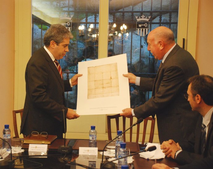 El conseller F.Homs y el Síndic d'Aran C.Barrera