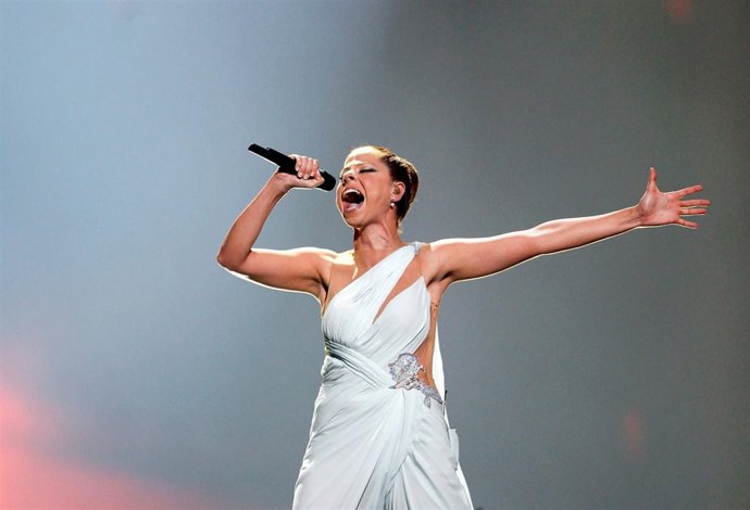 BAKU, AZERBAIJAN - MAY 27:  Singer Pastora Soler of Spain performs during the gr