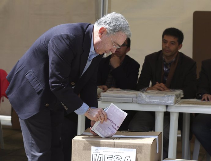 El ex presidente colombiano Álvaro Uribe