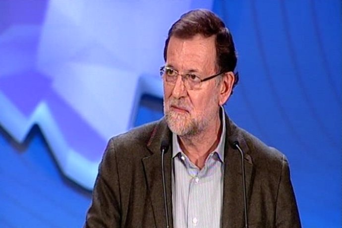 Rajoy dice que 2014 será el del crecimiento económico 