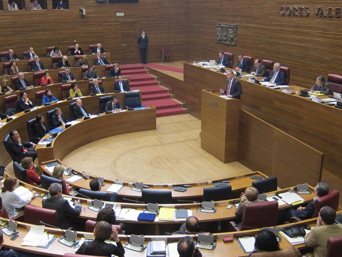 Alberto Fabra en una sesión de control