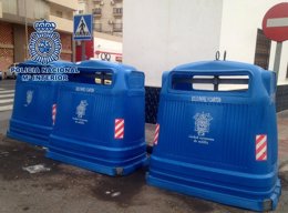 Contenedores de papel donde han sido encontrados menores en Melilla