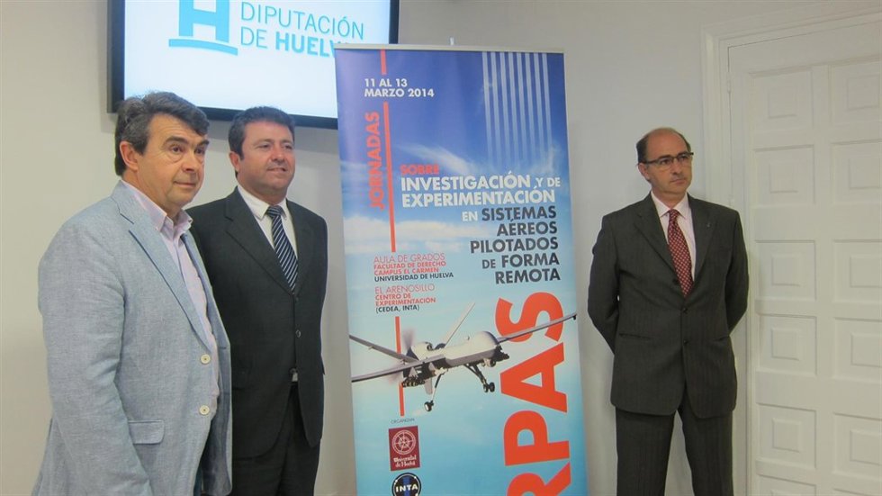 El diputado José Martín presenta jornada del CEUS en Huelva.