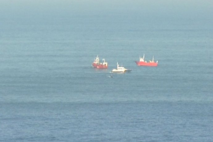 Foto rescate pesquero Santa Ana en cabo Peñas