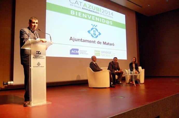 El concejal de Mataró M.Rey presenta el proyecto 'Catazubi' en Mataró