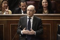 Montoro asegura en el Congreso que la reforma fiscal protegerá a los más débiles, a la mujer y a las familias