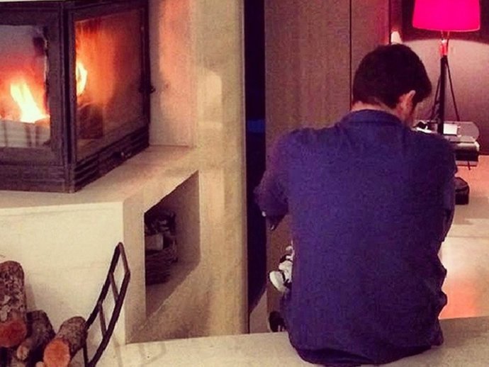 Iker Casillas tierno con Martín y Sara Carbonero