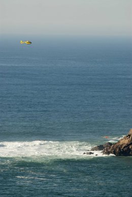 Rescate naufragio barco 'Santa Ana' en el Cabo Peñas