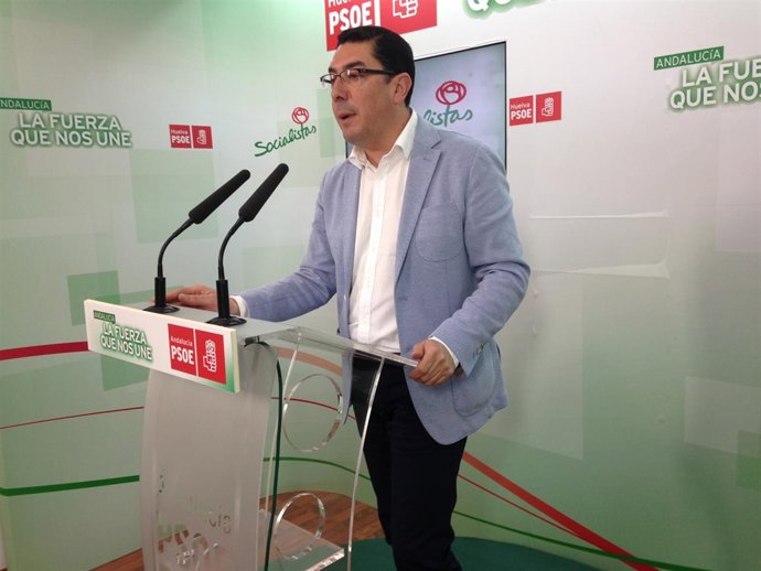 El secretario de Política Municipal del PSOE de Huelva, Manuel Domínguez.
