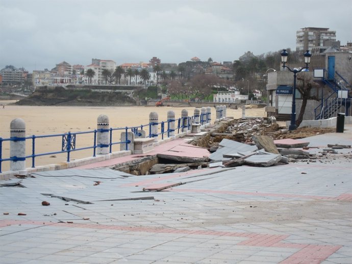 Socavones del temporal en Santander 