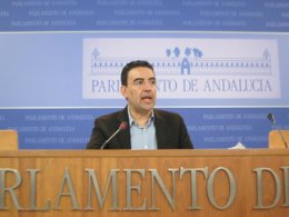 El portavoz del Grupo Socialista, Mario Jiménez