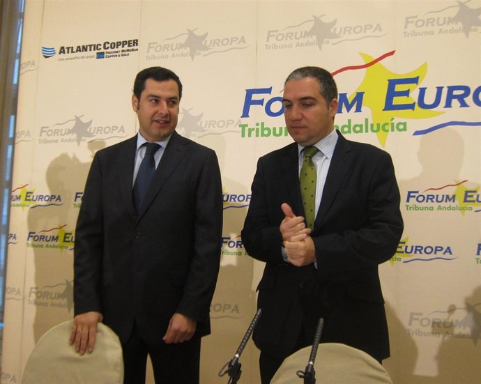 Juan Manuel Moreno Bonilla y Elías Bendodo en Málaga