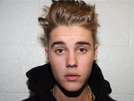 Justin Bieber en la audiencia: actitud arrogante e irrespetuoso