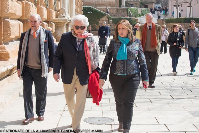 La Infanta Pilar visita la Alhambra