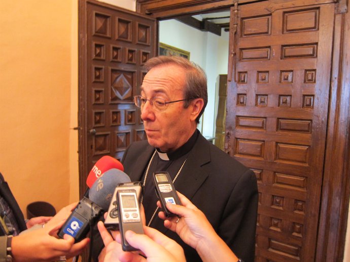El arzobispo de Pamplona y obispo de Tudela, Francisco Pérez.