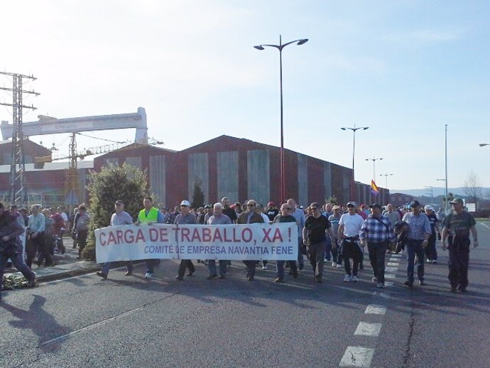 Cabecera de la manifestación del naval entre Ferrol y Fene