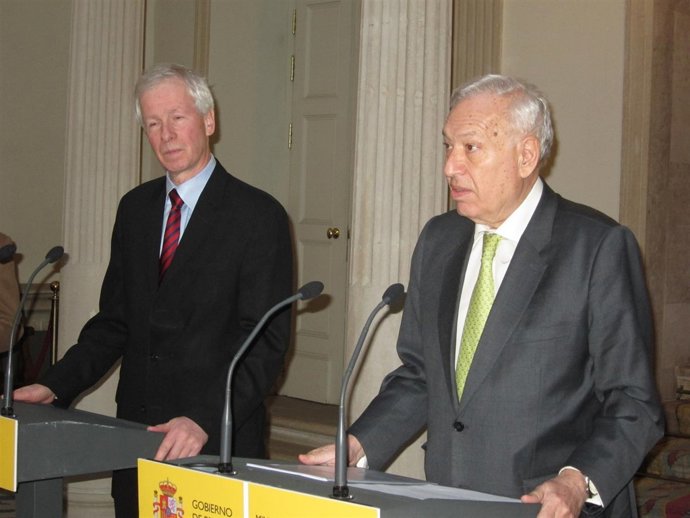 García-Margallo con Stéphane Dion