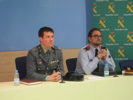 El capitán de la Guardia Civil Á.Montero y el inspector de Mossos J.Domènech