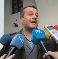 IULV-CA: Decir que la gestión del PSOE-A "apesta" puede ser "malsonante" por no elude la realidad