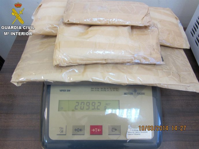 METANFETAMINAS AEROPUERTO MANISES