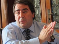 El alcalde de A Coruña respalda una "norma general" sobre los regalos en la administración "y no en cada ayuntamiento"