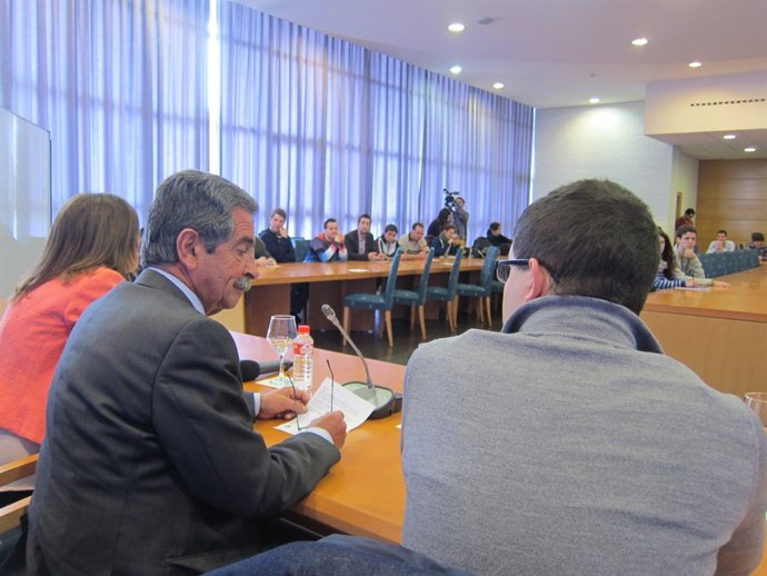 Revilla en 'Tengo una pregunta para Usted', en la UC