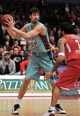 Olympiacos cae ante el FC Barcelona Regal