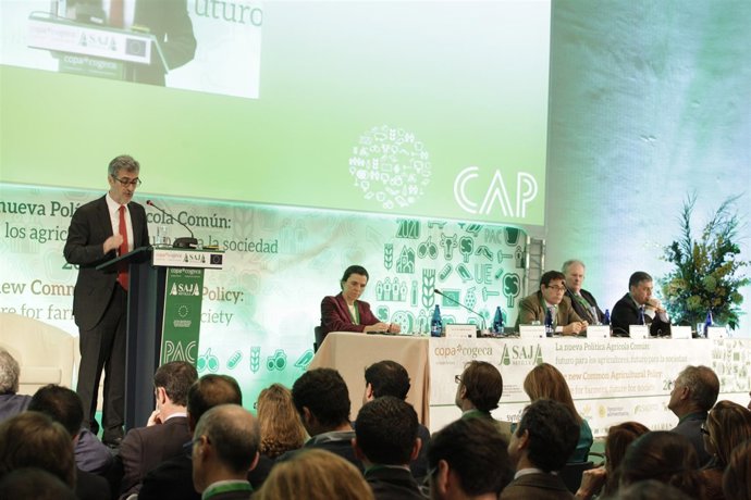 Juan Antonio Cortecero, en las jornadas organizadas por Asaja-Sevilla.