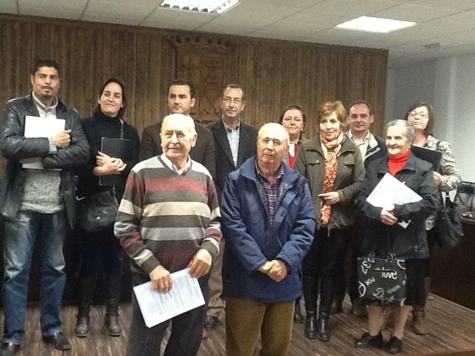 Entrega de proyectos de rehabilitación de viviendas a familias de Siles