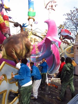 La comisión Plaza Mercado trabaja para reconstruir la falla