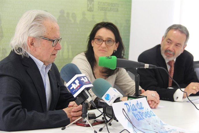Presentación cena de la poesía 